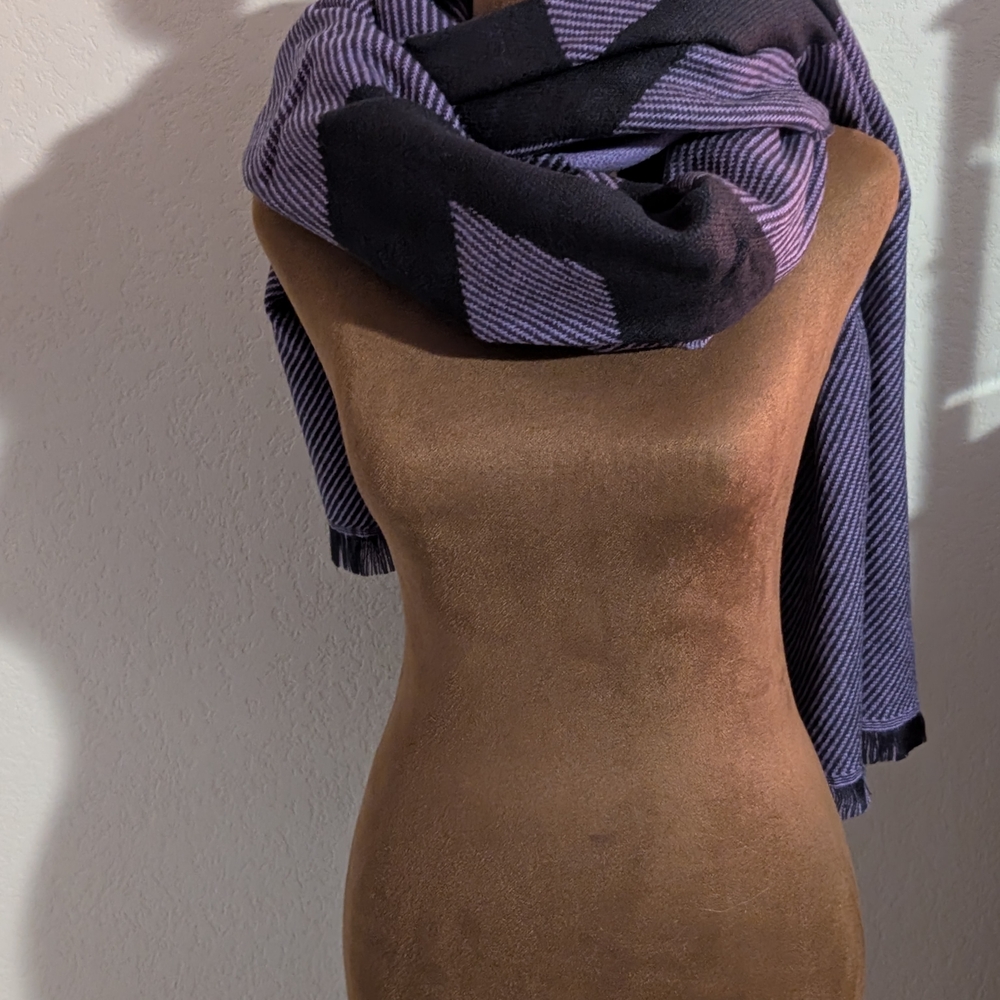 New! Gap Elegant Black and Purple Women's Scarf OS